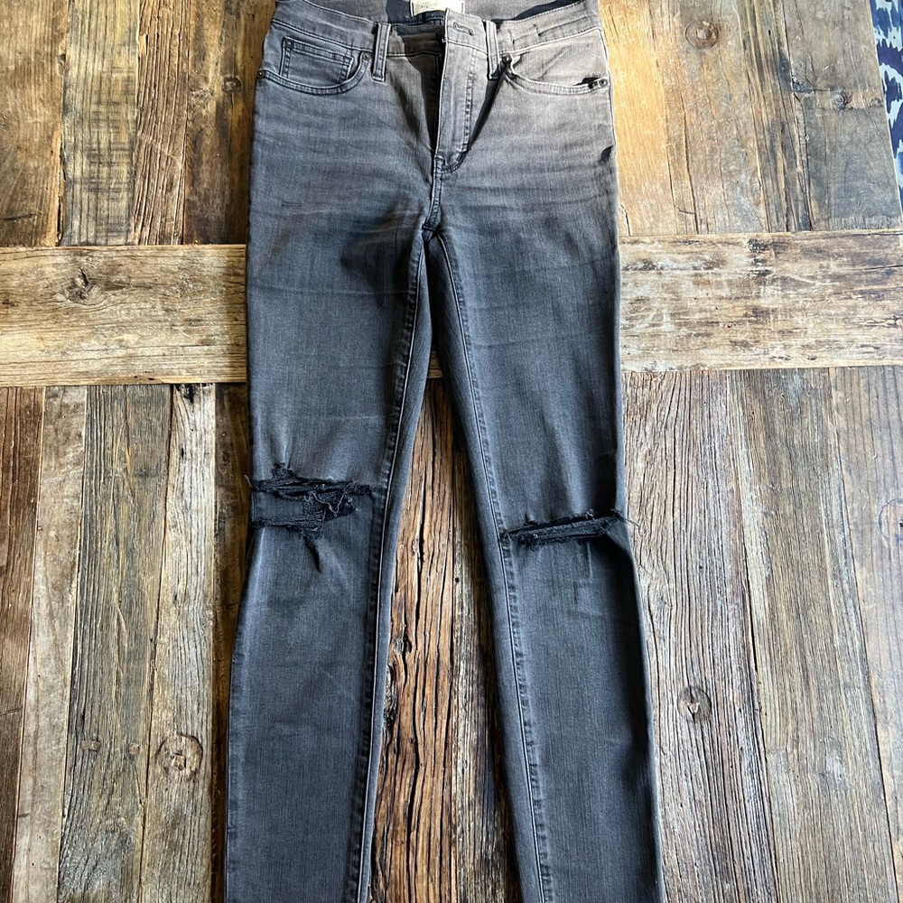 Madewell Gray Distressed Skinny Jeans-27